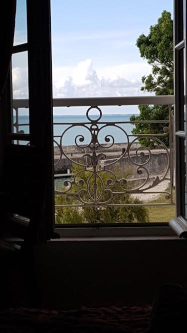 Le Corps De Garde Bed & Breakfast Saint-Martin-de-Ré Dış mekan fotoğraf