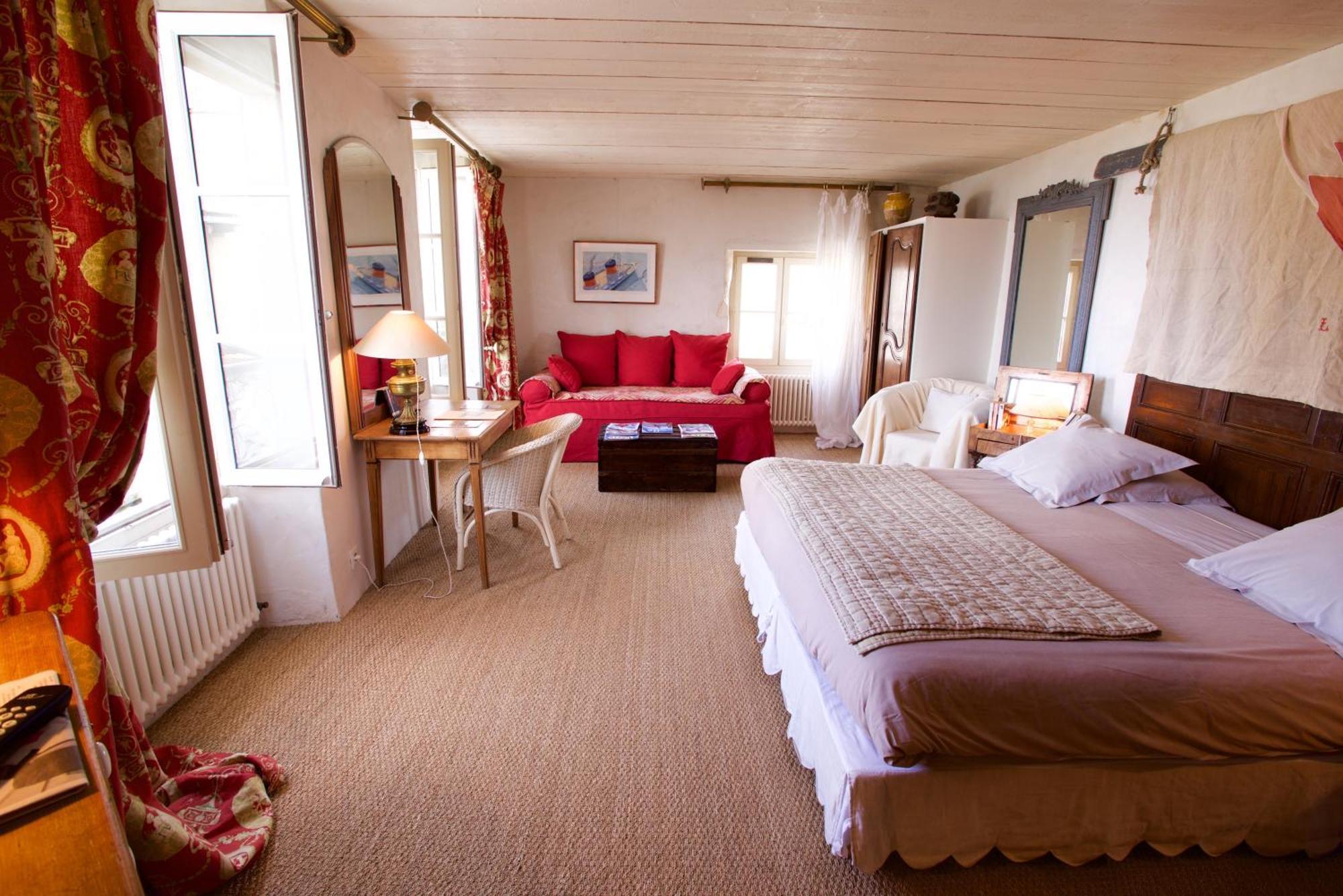 Le Corps De Garde Bed & Breakfast Saint-Martin-de-Ré Dış mekan fotoğraf