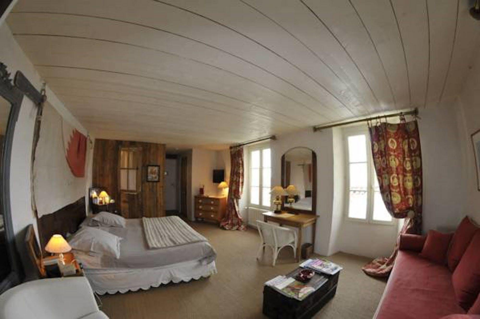 Le Corps De Garde Bed & Breakfast Saint-Martin-de-Ré Dış mekan fotoğraf
